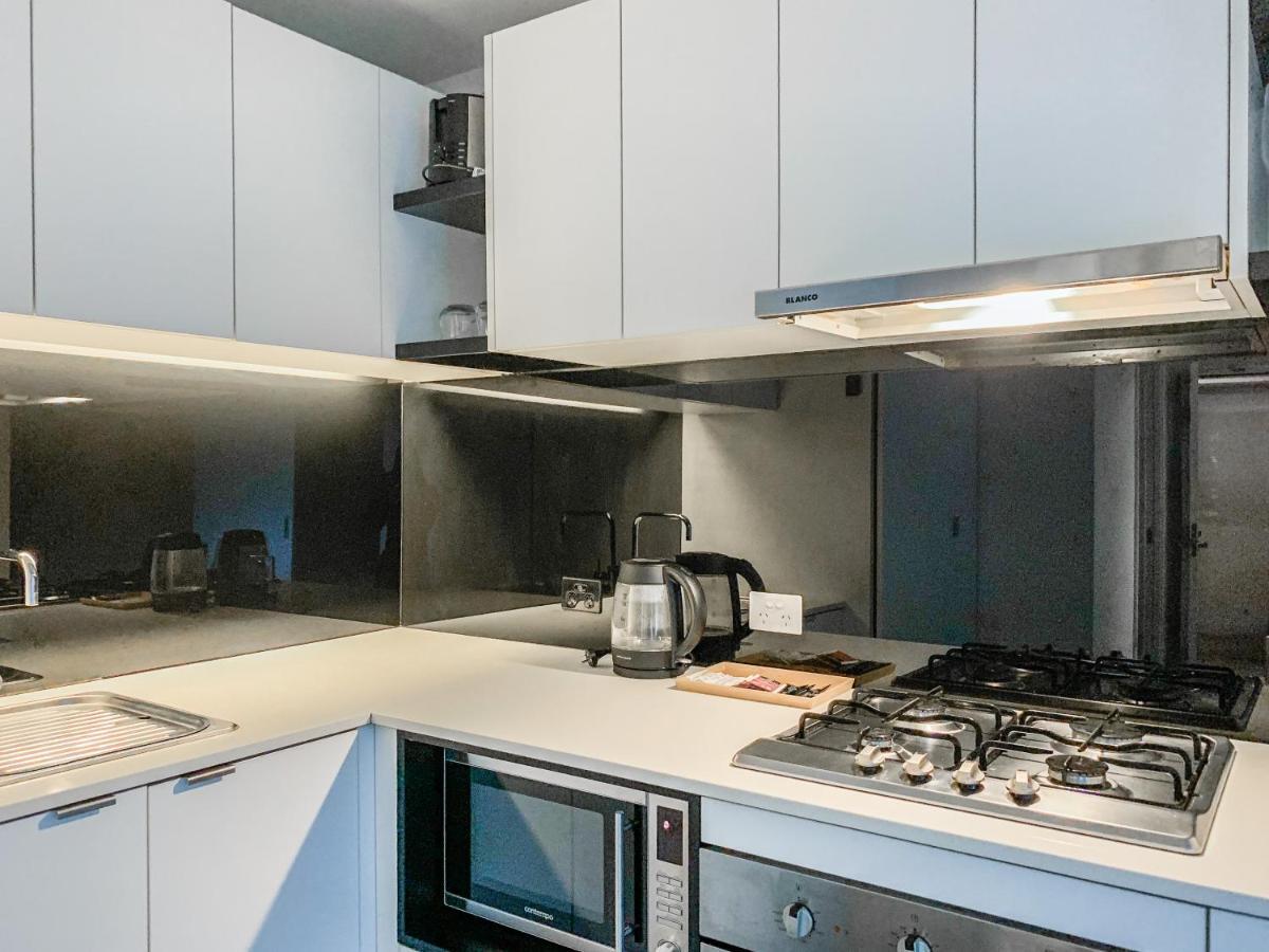 Aura2107, 2 Bedroom Apartment With Balcony, Stunning Yarra River And City Views ملبورن المظهر الخارجي الصورة