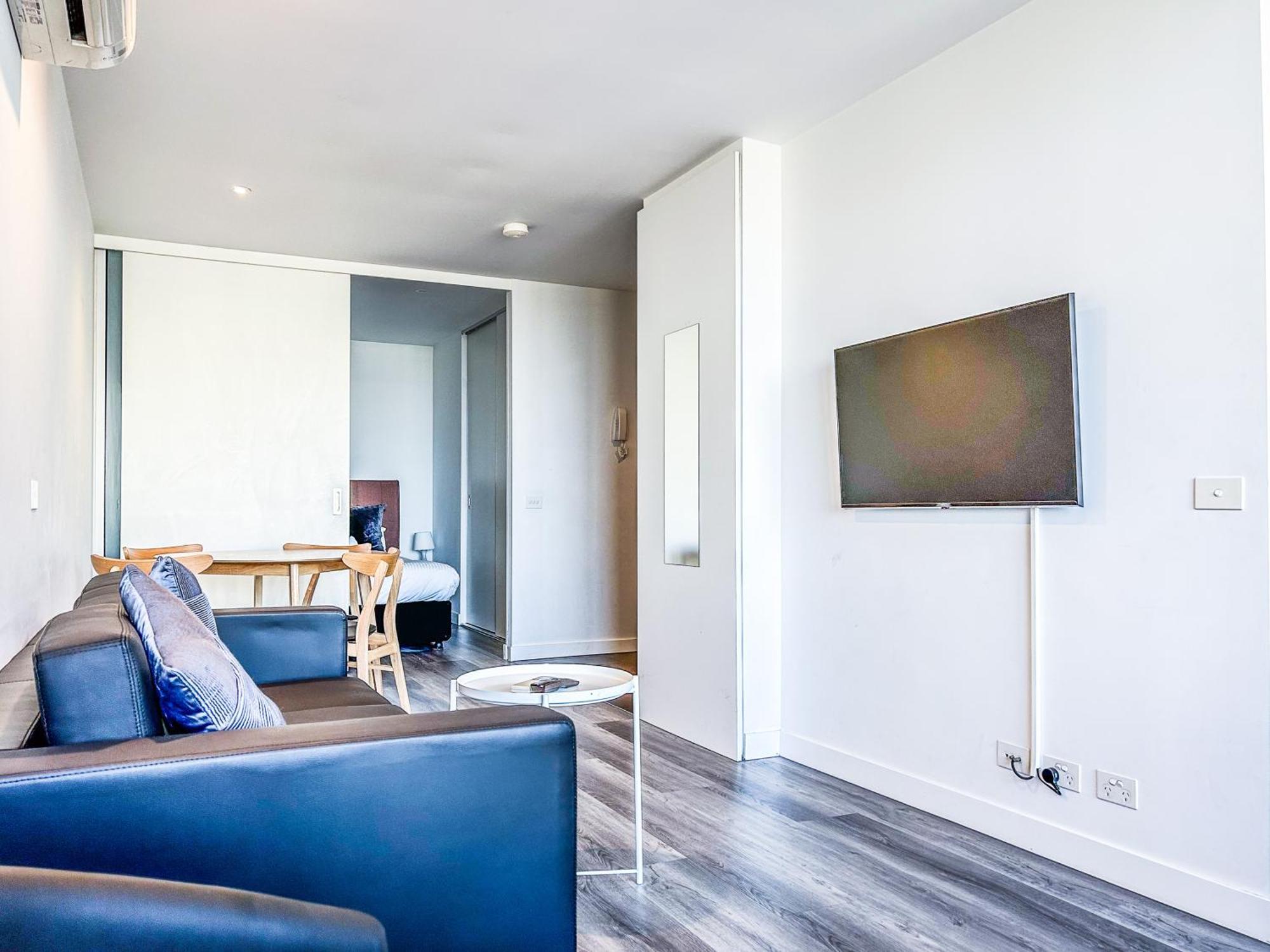 Aura2107, 2 Bedroom Apartment With Balcony, Stunning Yarra River And City Views ملبورن المظهر الخارجي الصورة